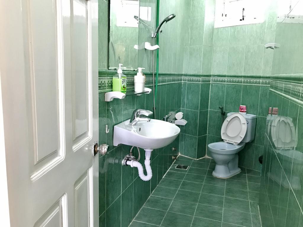 נה טראנג Vivid Seaside Homestay מראה חיצוני תמונה