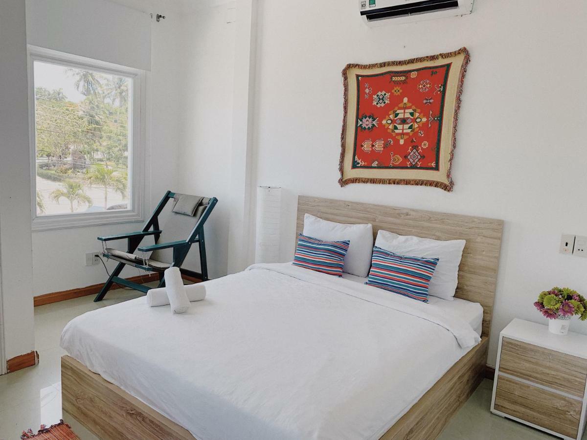 נה טראנג Vivid Seaside Homestay מראה חיצוני תמונה