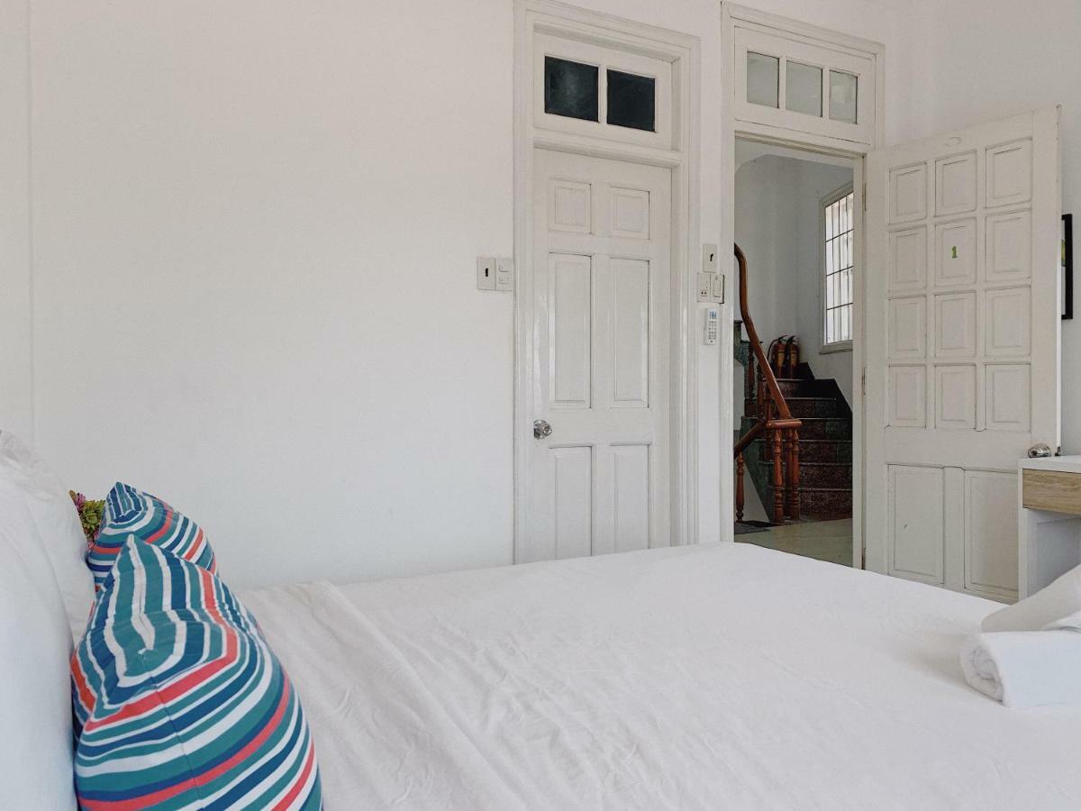נה טראנג Vivid Seaside Homestay מראה חיצוני תמונה