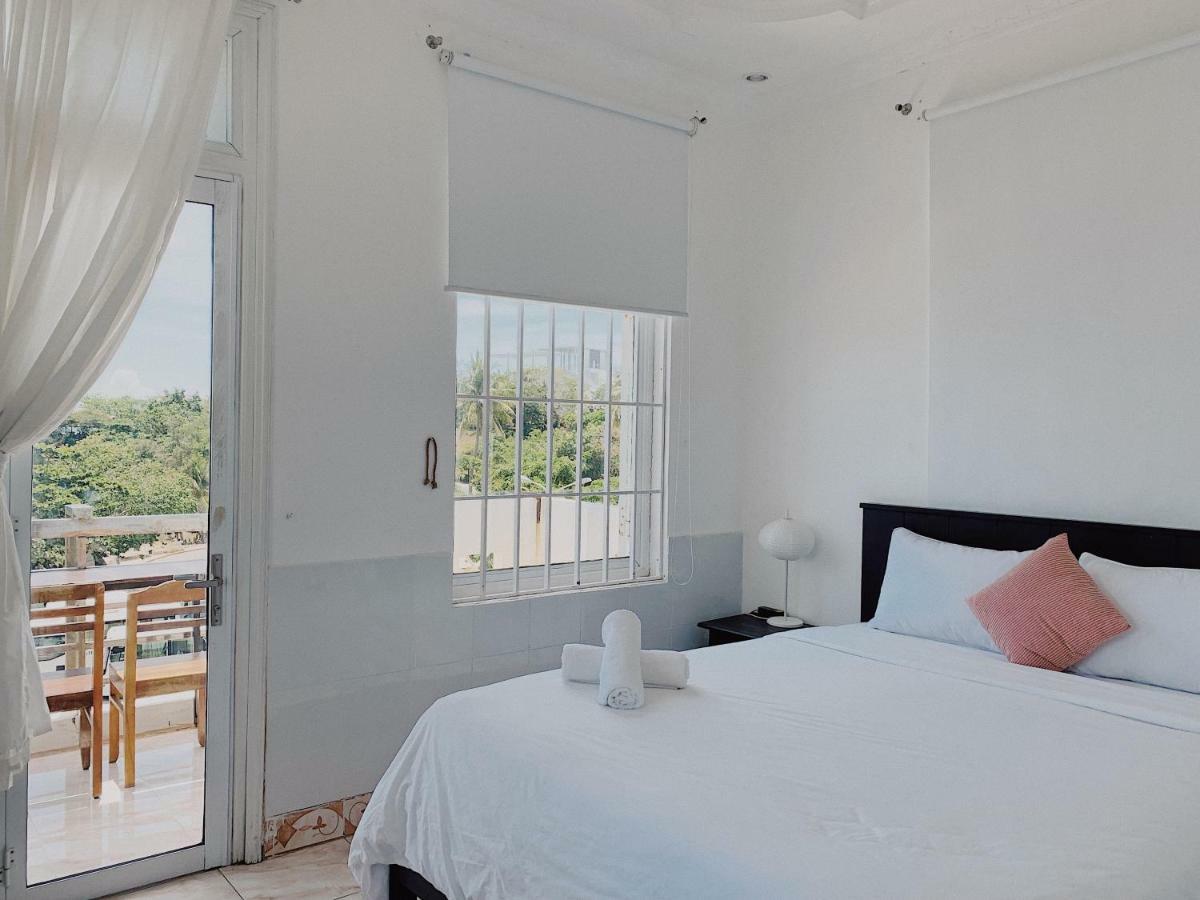 נה טראנג Vivid Seaside Homestay מראה חיצוני תמונה